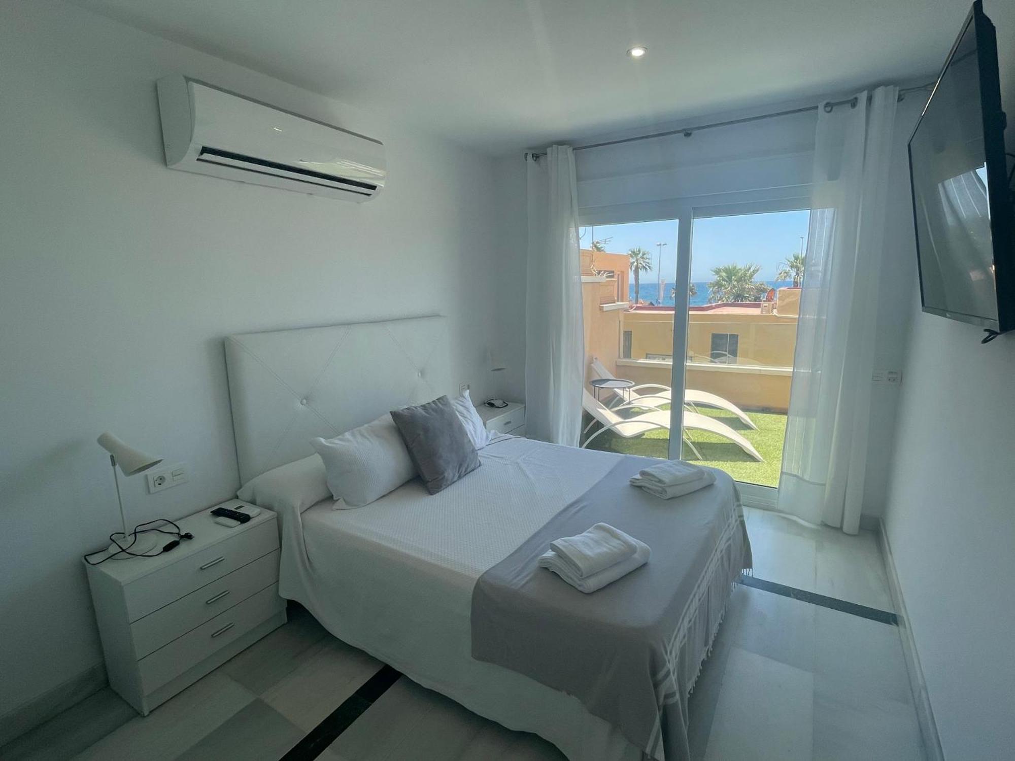 Apartamento 3 Home Suites Almería Exterior photo